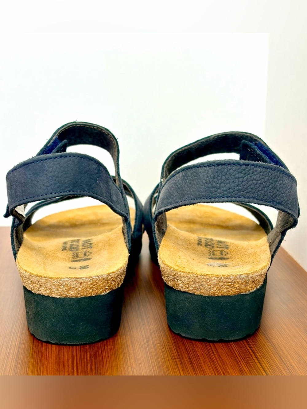 Naot Kayla Strappy Sandals Women 38 US 7 Navy Nubuck Cork Footbed Adjustable - Picture 4 of 7